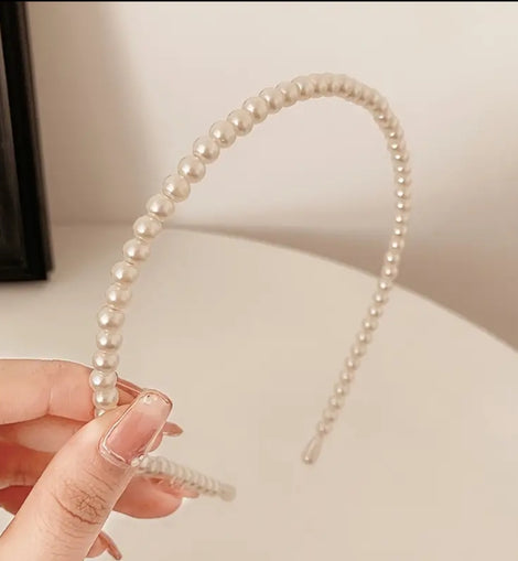 Minimalist Pearl Headband